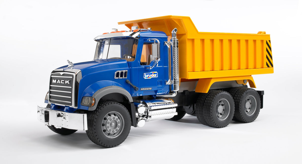 Bruder MACK Granite Dump Truck (02815) — view 3