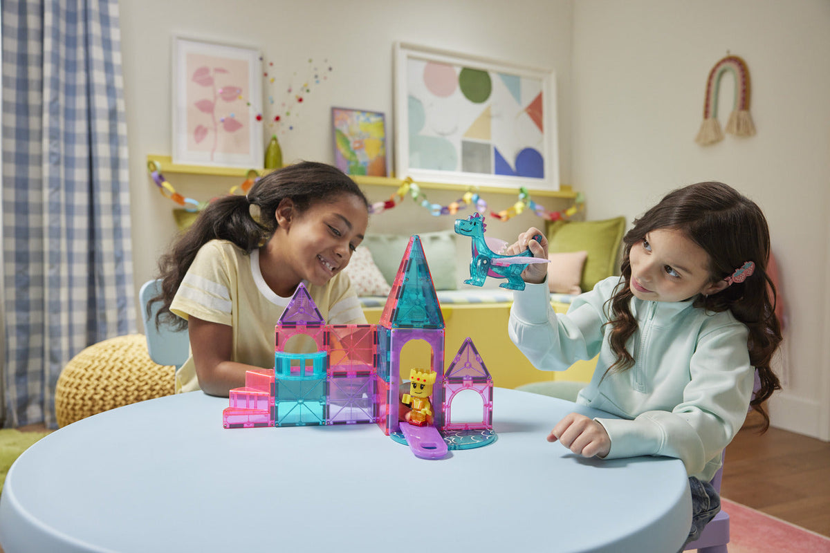 MAGNA-TILES Castle 25-Piece Set (242025CA) — kids playing