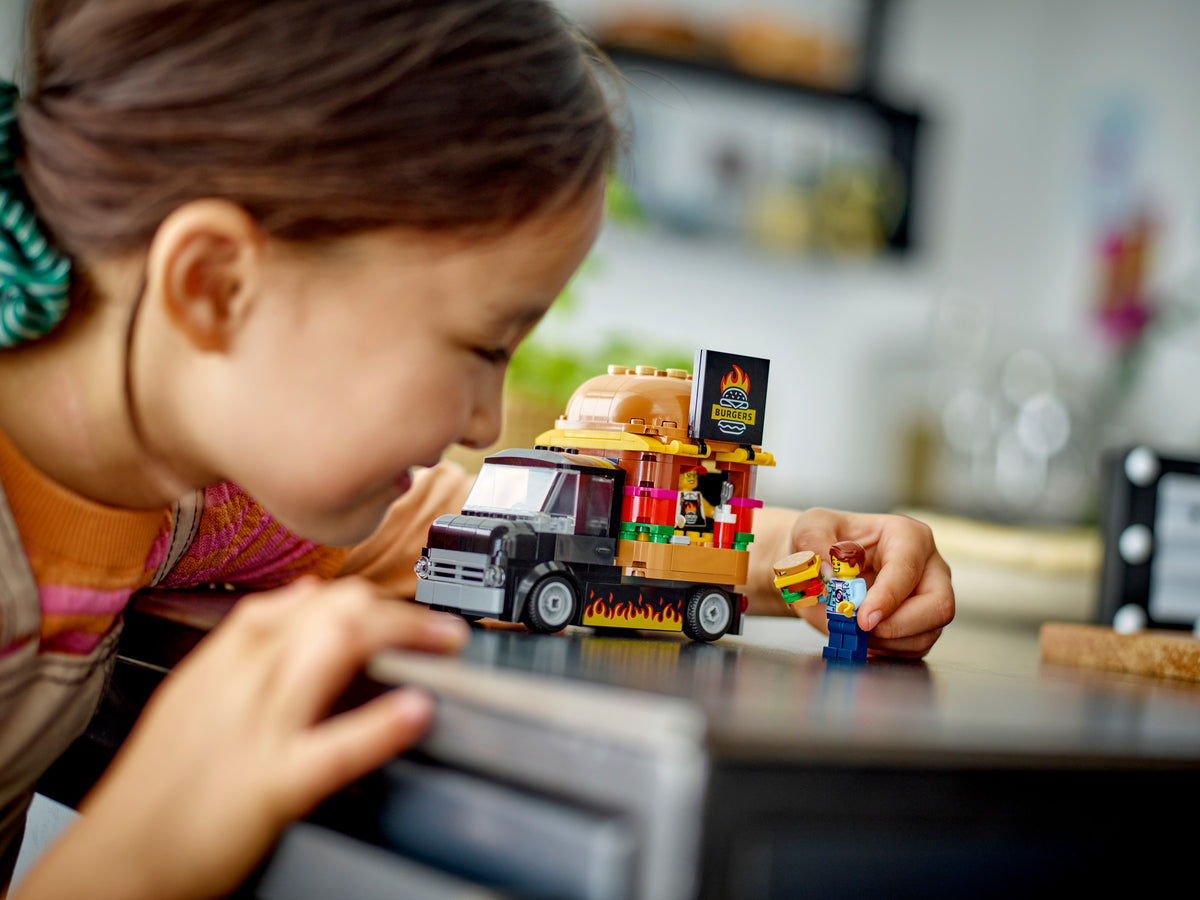 LEGO City Burger Truck (60404) detail view