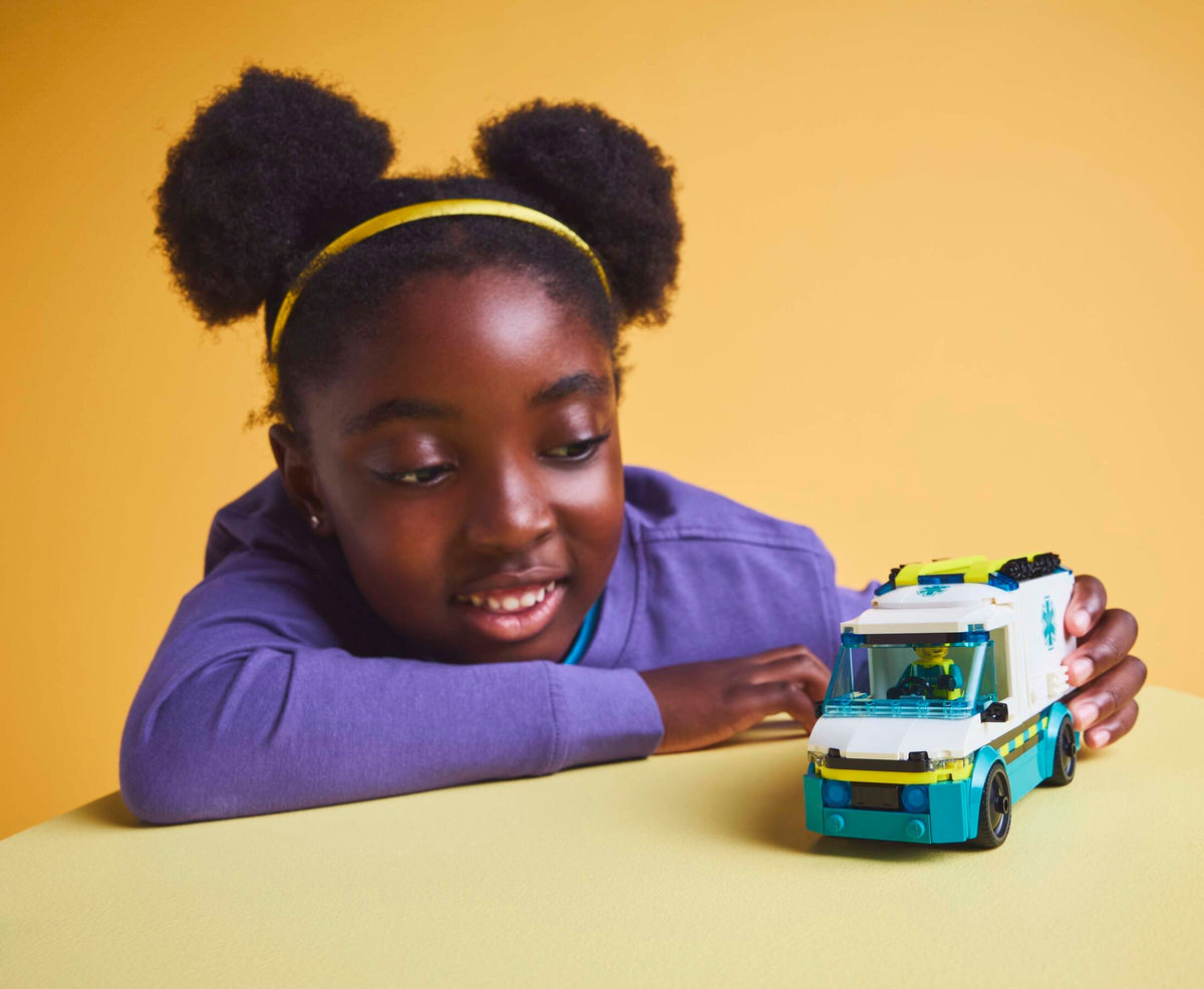 LEGO City Emergency Ambulance (60451) lifestyle