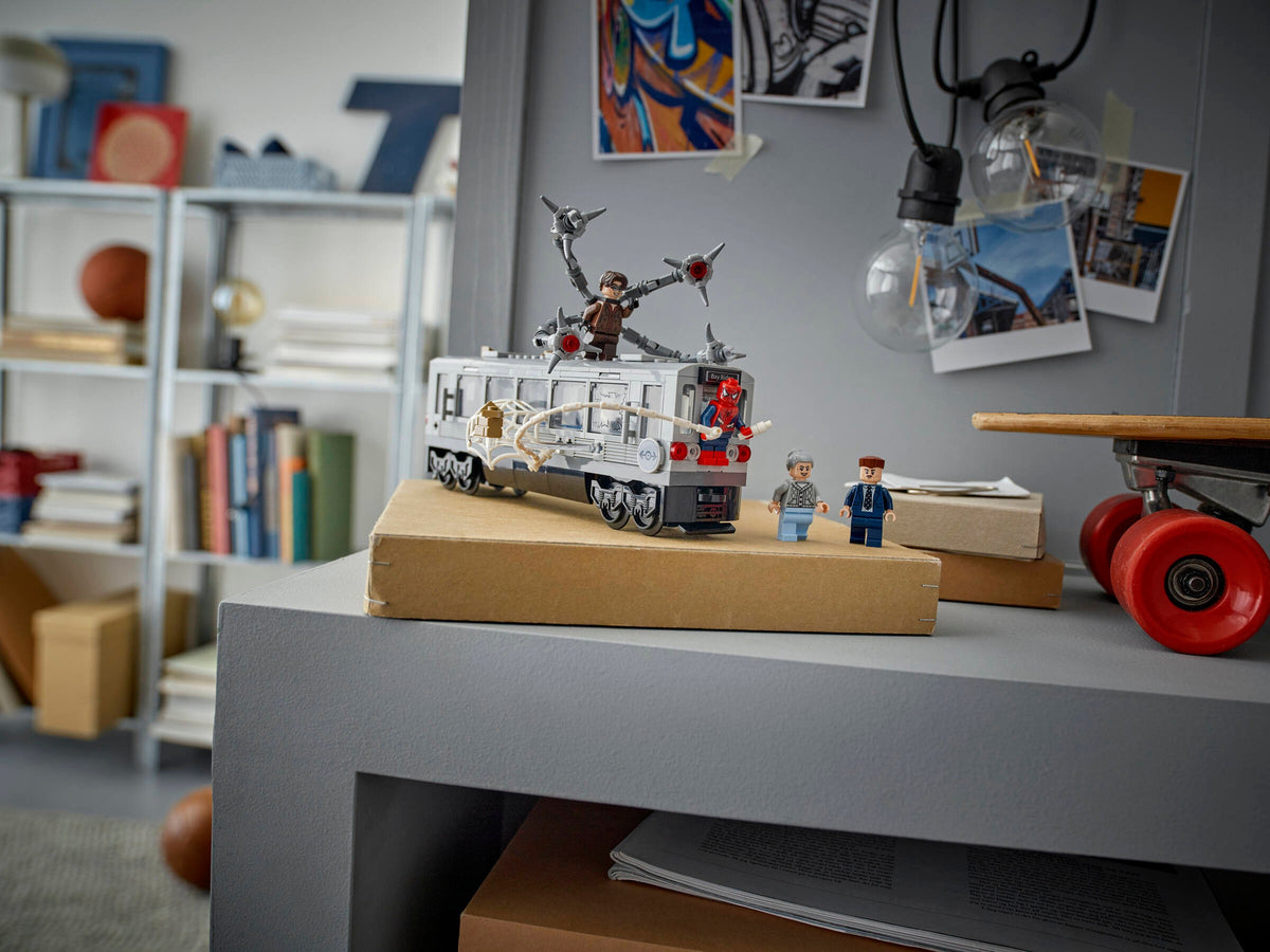LEGO Marvel Spider-Man vs. Doc Ock Subway Train Scene (76321) lifestyle