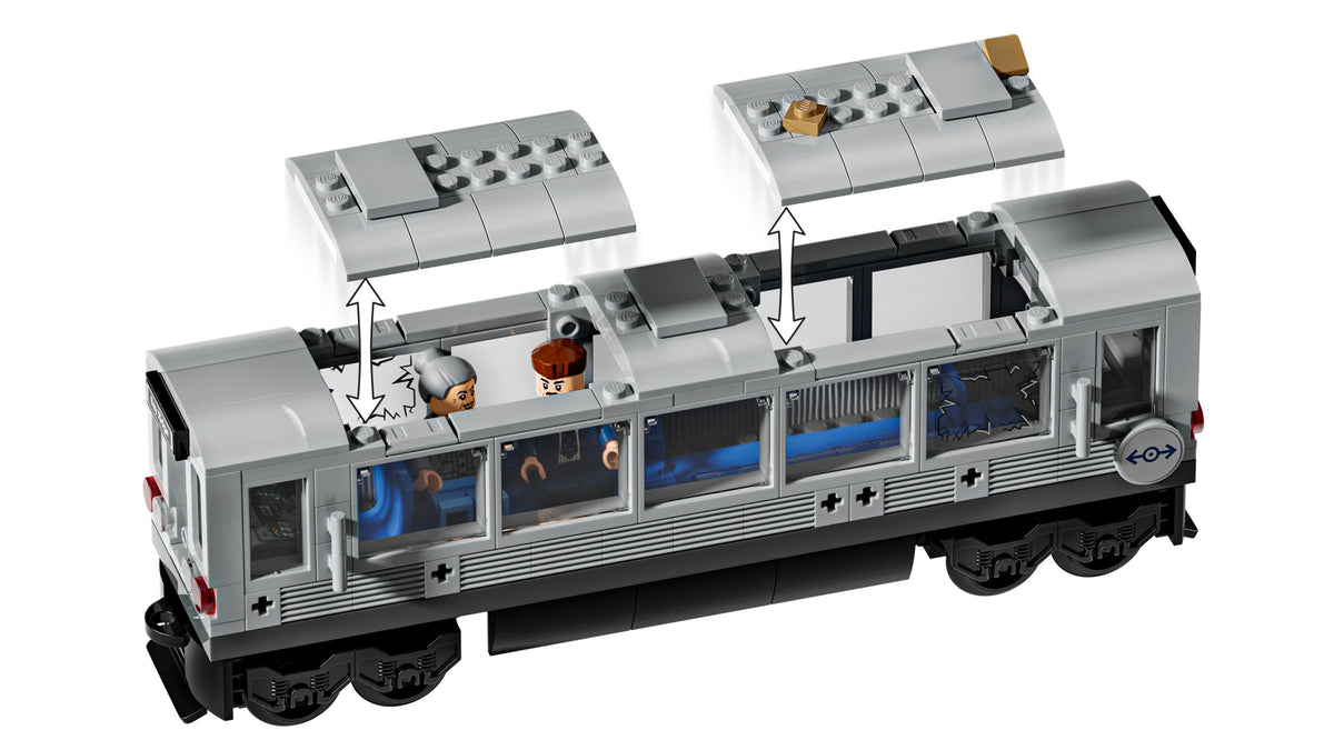 LEGO Marvel Spider-Man vs. Doc Ock Subway Train Scene (76321) detail view