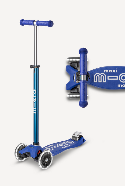 Micro Maxi LED Scooter Blue/White (MMD132)