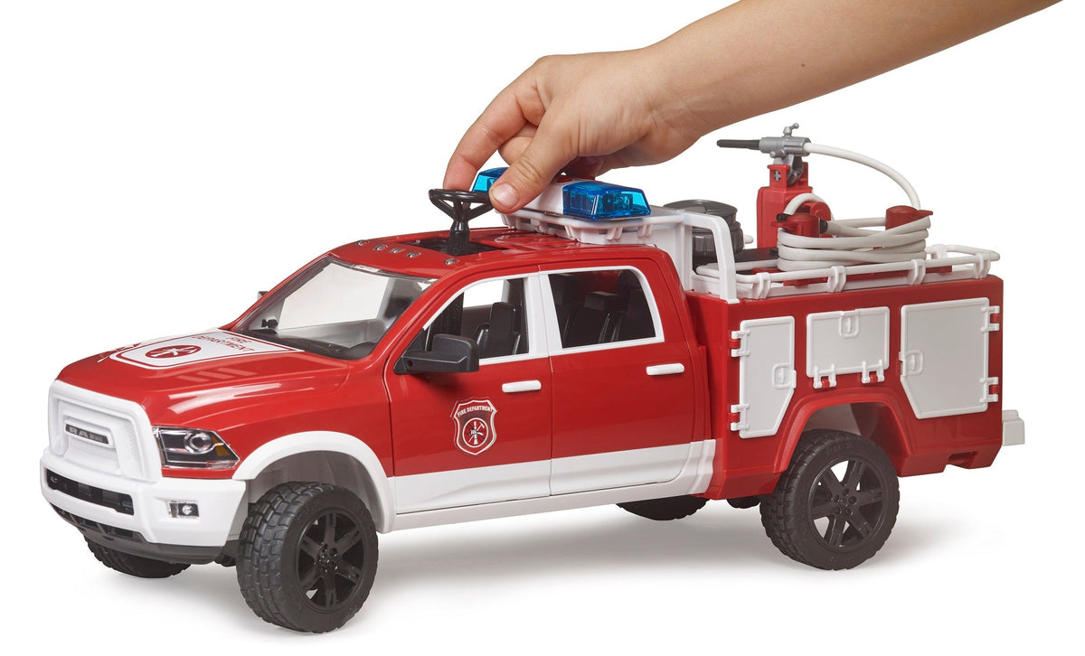 RAM Fire Rescue Truck w L/S (02544) — view 3