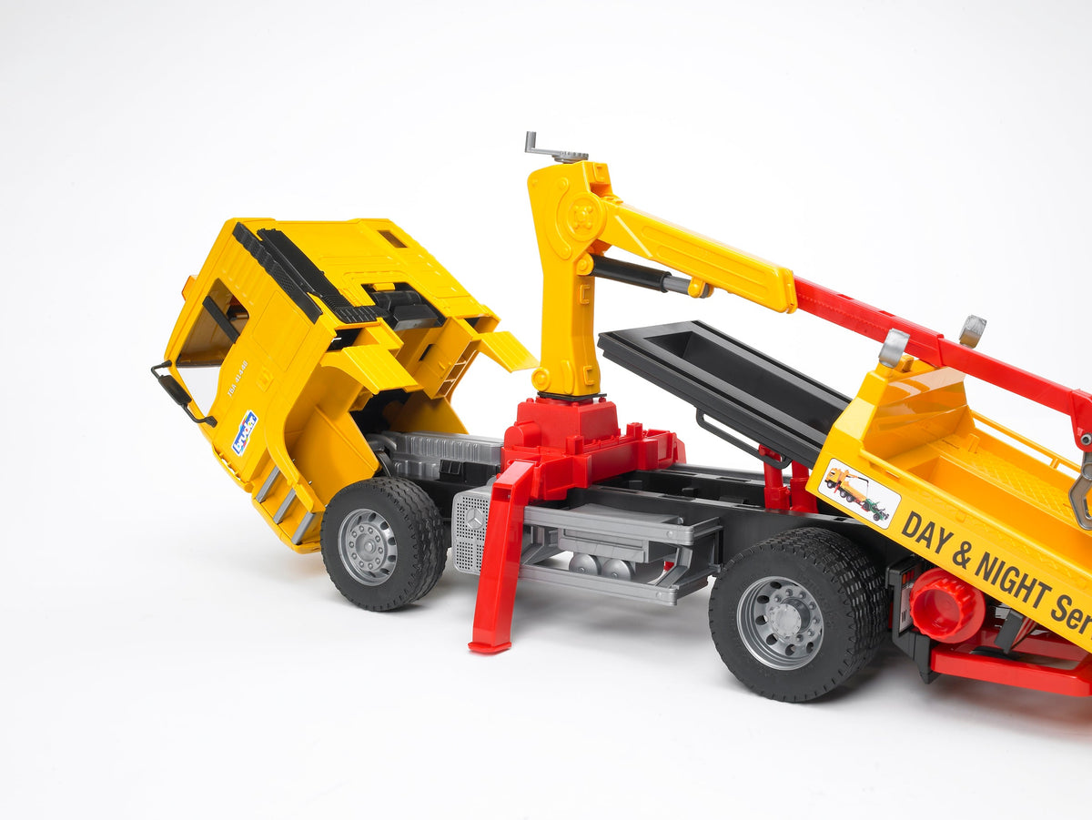 Bruder MAN TGA Breakdown Tow Truck with Cross Country Vehicle (02750) — view 2