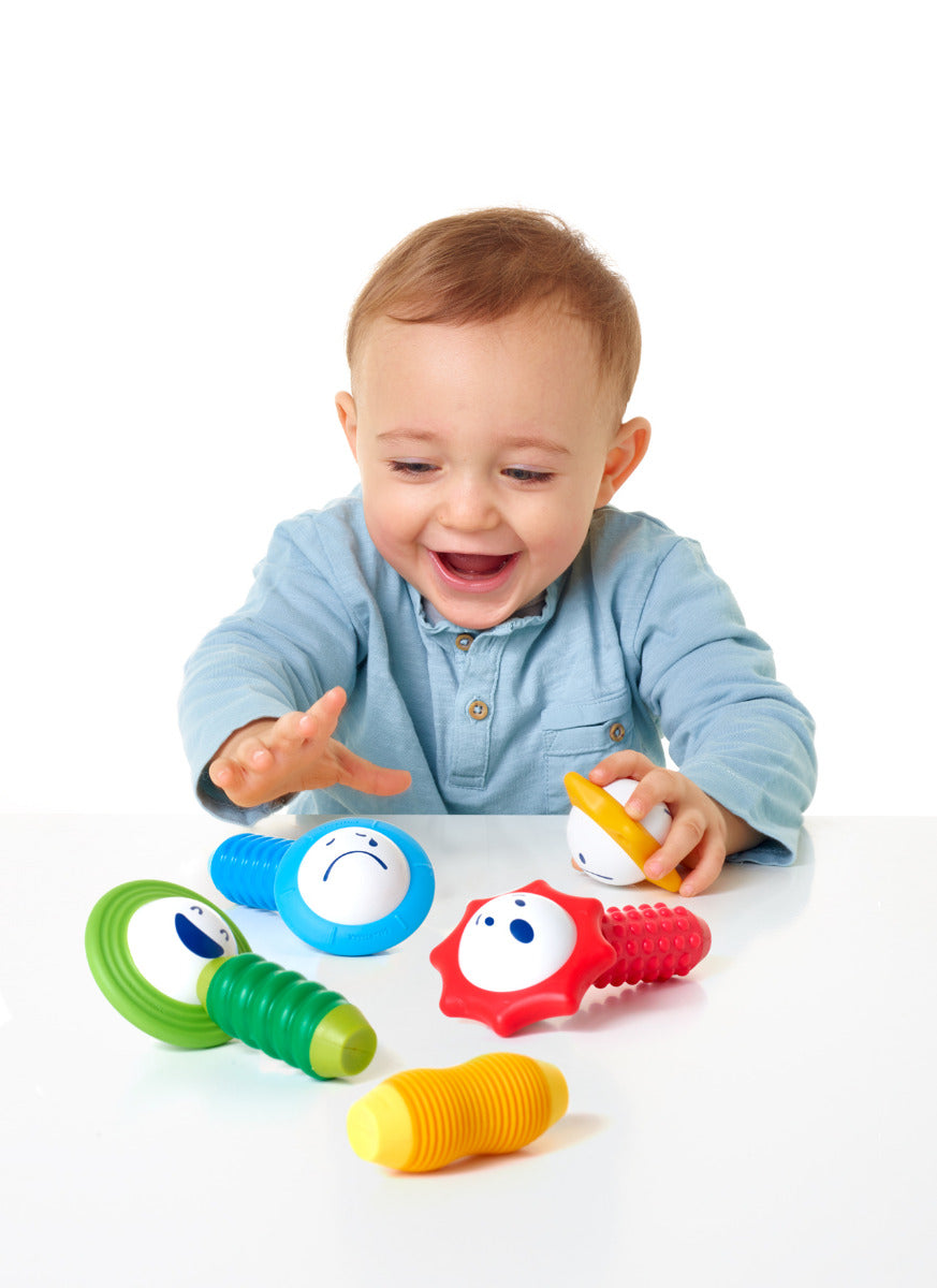 SmartMax My First Sounds & Senses (SMX 224) — toddler playing